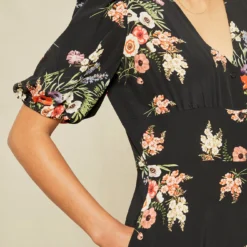 Odette Washable Silk Dress - Treviso Floral -Amour Vert shop 0315 Odette Treviso Print 13804 web 3ea99c56 6941 48ce 94a3 50753083ecfc