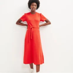 Tenille Scallop Knit Midi Dress -Amour Vert shop 0424 Tenille Carmine 2585 web