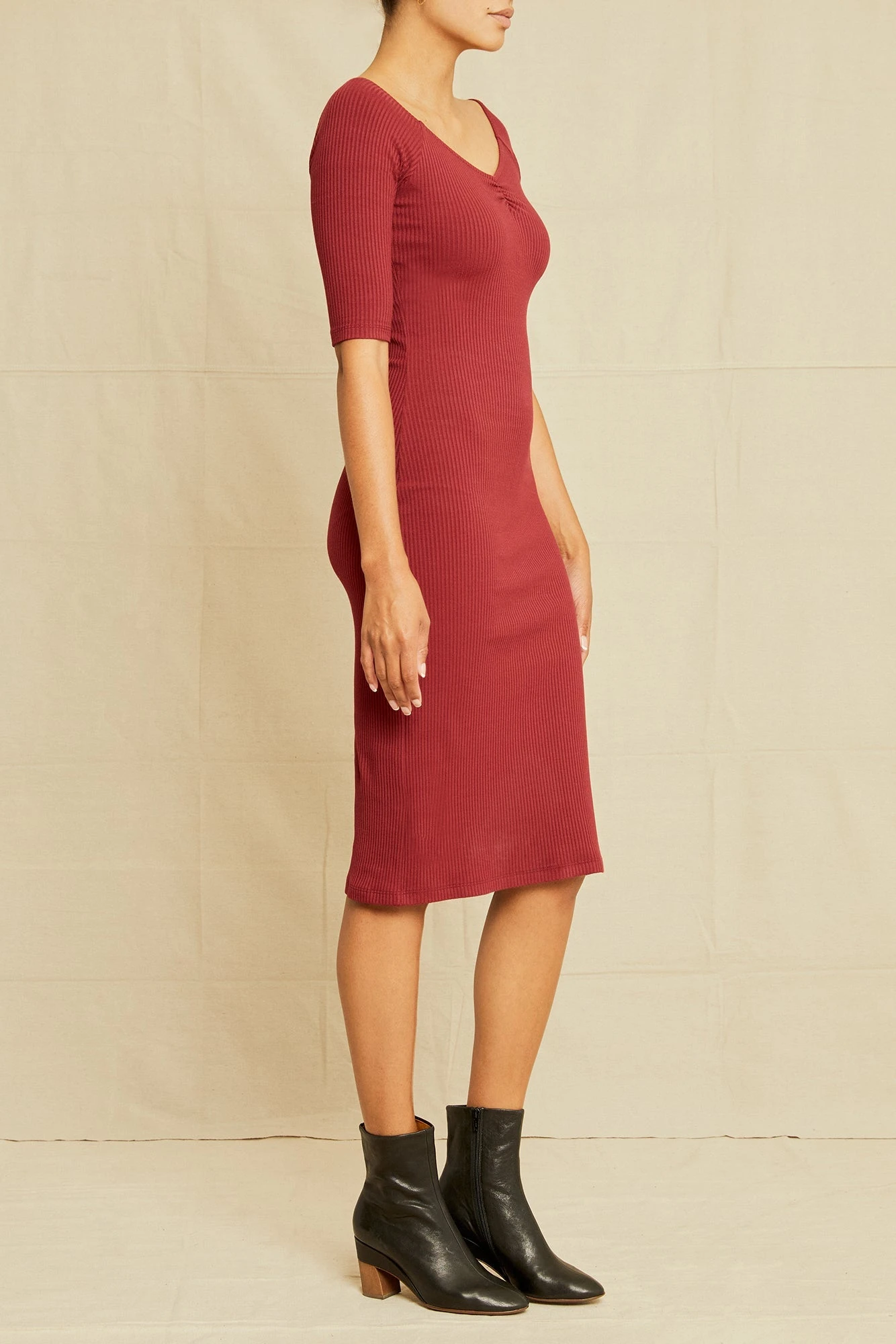 Amara Paris Rib Dress - Mulberry 4 Amara Paris Rib Dress - Mulberry - Image 2