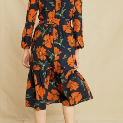 Adrienne Washable Silk Dress - Paysage Floral -Amour Vert shop 0801 Adrienne Paysage Floral Print 5374 web e990187f 05cd 4a97 9c01 73f5f4a1883d