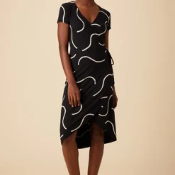 Betsyn Viscose Knit Dress - Waves