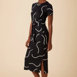 Colombe Viscose Knit Dress - Waves -Amour Vert shop 10176 SS Colombe Viscose Waves 2