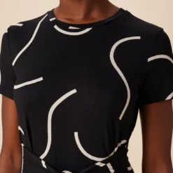 Colombe Viscose Knit Dress - Waves -Amour Vert shop 10176 SS Colombe Viscose Waves 4