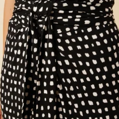 Castile Reverie Knit Dress - Valencia Dot Black -Amour Vert shop 10184 Ria Black 4 6ac8bc2c 7181 478a bb2f e385f9141b41