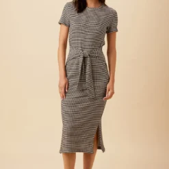 Colombe Scallop Knit Dress - Natural Black