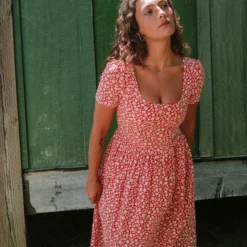 The Scarlet Dress Petites | Crimson Calendula 10 The Scarlet Dress Petites | Crimson Calendula -Amour Vert shop 1 f1750d24 34aa 4e63 94b6 bff4858b820f