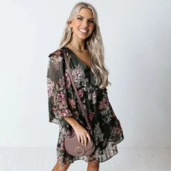 V-Neck Fashion Printed Ruffled 3/4 Sleeve Casual Dress Wholesale Dresses Chiffon Dress Chic SD204218 -Amour Vert shop 4a4d3c1b 2aa2 44f2 a1ed 206d90b867c8 f3b4f1801dbacdfd9a9db2ed0c59312d