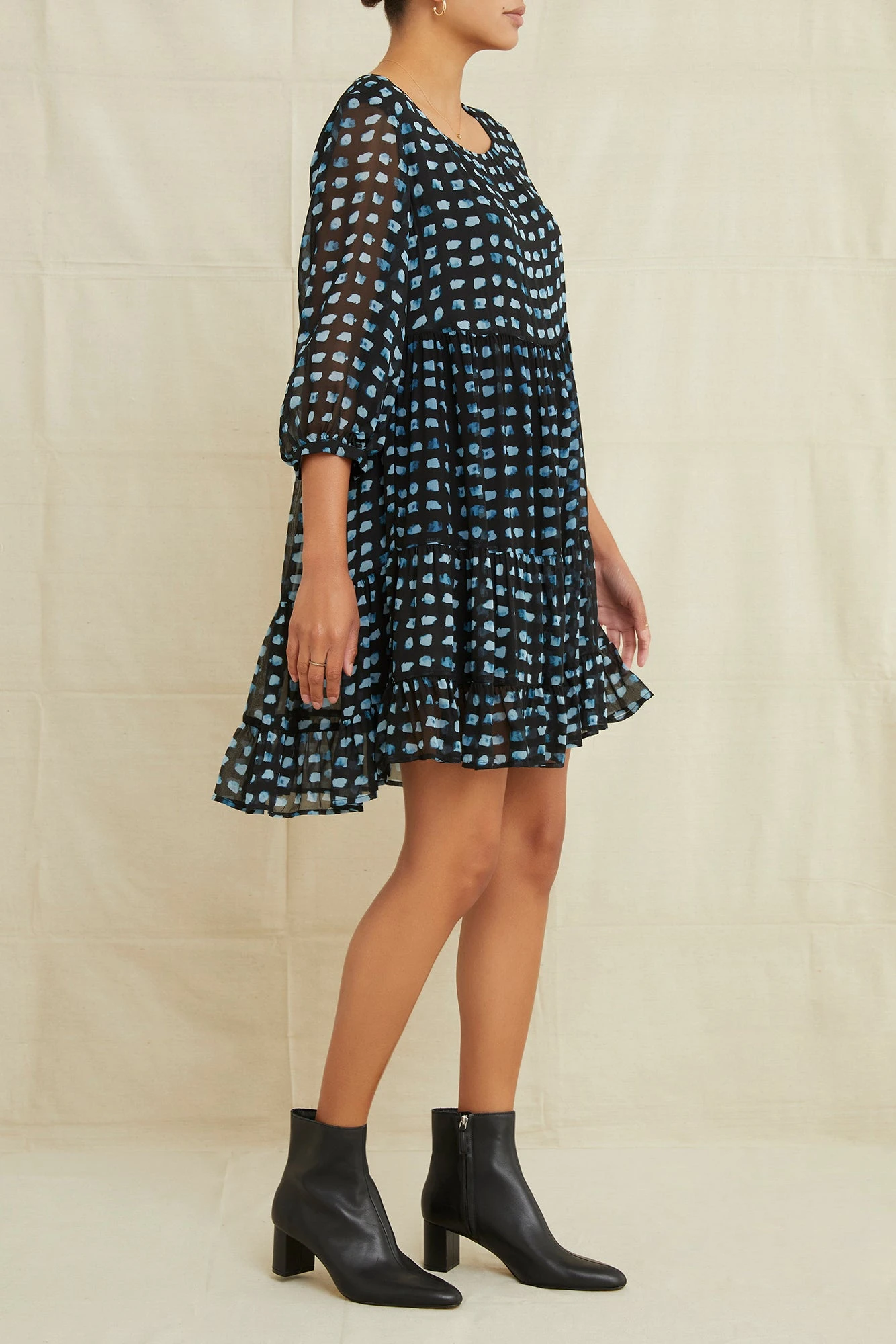 Anouk Nouveau Silk Dress - Squared Up Black 4 Anouk Nouveau Silk Dress - Squared Up Black - Image 2