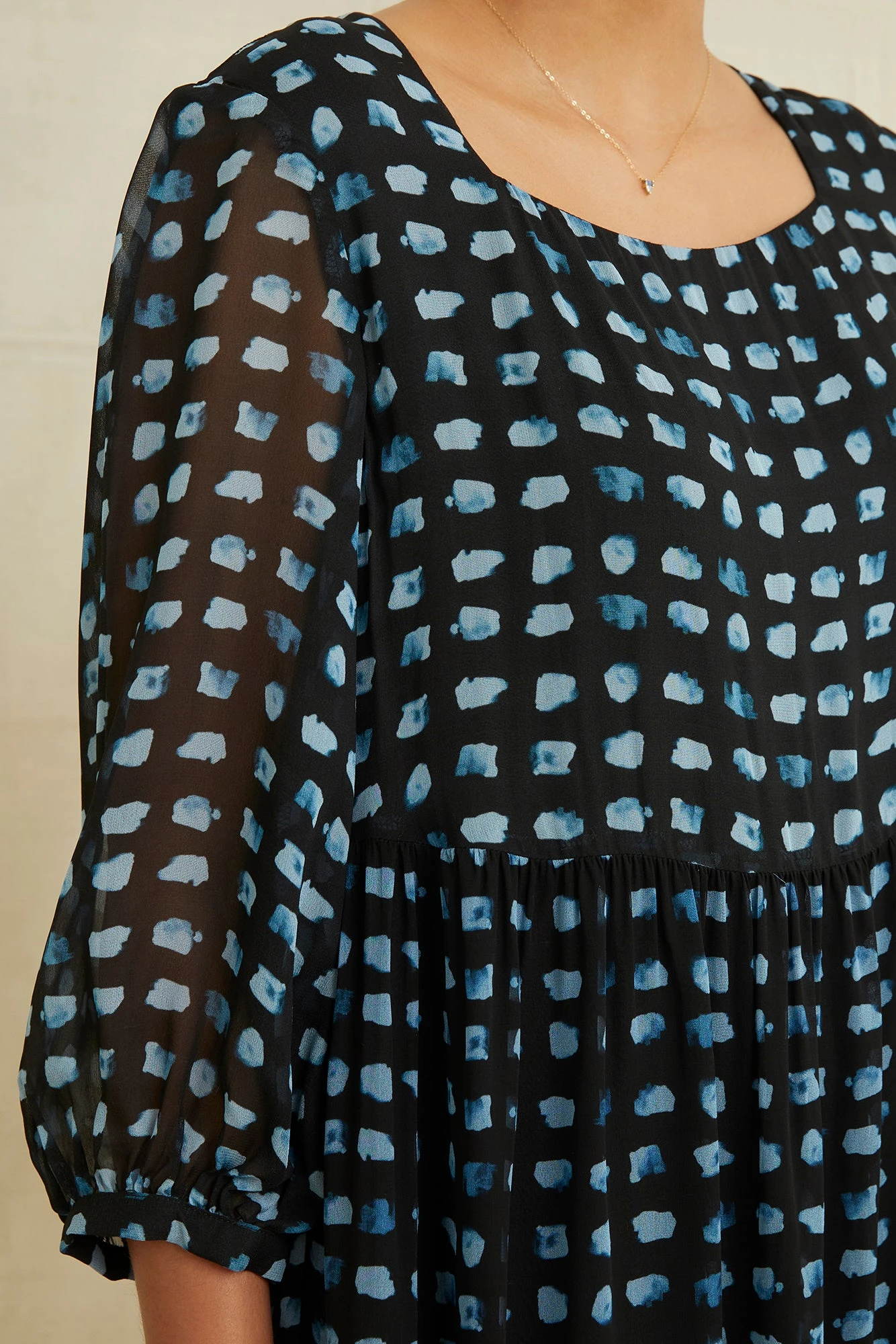 Anouk Nouveau Silk Dress - Squared Up Black 6 Anouk Nouveau Silk Dress - Squared Up Black - Image 4