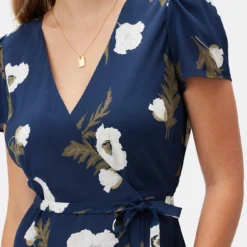 Ellie Washable Silk Dress - Luna 9 Ellie Washable Silk Dress - Luna -Amour Vert shop 7912 Ellie Luna 4