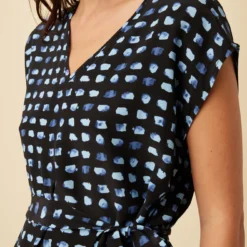 Cindra Washable Silk Midi Dress - Squared Up Black -Amour Vert shop 9674 Cindra Squared Up Black 4