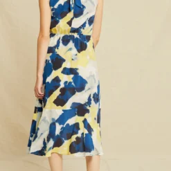 Dominica Silk Dress - Dusk -Amour Vert shop 9866 Dominica Dusk Print 1519 web 4192dbdd 2b79 4e25 b77f bc68994419bf