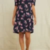 Darla Viscose Dress - Whitby Floral 2 Darla Viscose Dress - Whitby Floral -Amour Vert shop 9979DarlaViscoseWhitby 0681 web 98ca64ea 814f 4303 b5f3 2f80b7ccb96c