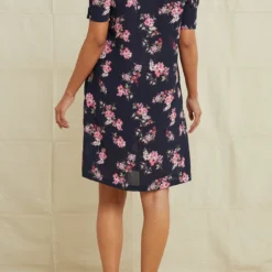 Darla Viscose Dress - Whitby Floral -Amour Vert shop 9979DarlaViscoseWhitby 0745 web 01d4b7d8 2a33 436e 9871 669c79c20dc2