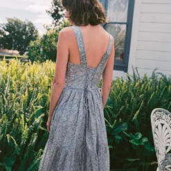 The Adele Dress | Daisy Blue -Amour Vert shop Adele3 e1d55e56 4535 45fa 9ed7 5d0336fe1ab7