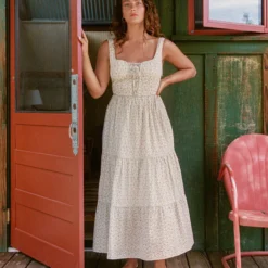 The Adele Dress | Creme Strawberry 13 The Adele Dress | Creme Strawberry -Amour Vert shop Adele 4f41a57b 70fa 4c99 94d8 8001bf1d1577