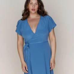 The Autumn Dress | Ocean Silk -Amour Vert shop Autumn1 faad6993 09bc 4e43 bdfc f6544195efef