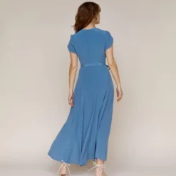 The Autumn Dress | Ocean Silk -Amour Vert shop Autumn4 618a8ef1 fffd 44f2 8b91 7f1524f78ef4