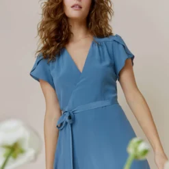 The Autumn Dress | Ocean Silk -Amour Vert shop Autumn5 345f897e 0414 4081 9410 6ec67f99cc24