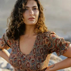 The Brooklyn Dress Petites | Plum Flora -Amour Vert shop Brooklyn4 c921511e 396d 43d5 9f8a b06384080e27