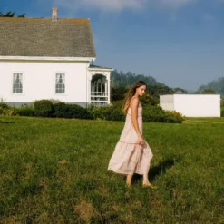 The Chiara Dress | Strawberry Fields -Amour Vert shop Chiara2 4a39060d d197 449b bb3f 36fb2e38c946