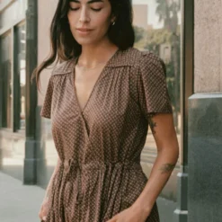 The Dawn Dress Petites | Geo Ditsy Hickory