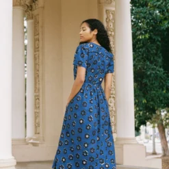 The Dawn Dress | Indigo Daisy -Amour Vert shop Dawn4 0c5e7ea9 12f1 457e a51e b4260ca22ad7