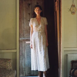 The Dawn Dress | Tea Rose -Amour Vert shop Dawn4 2 d9b3f89a 33bb 4193 a216 7630f09cd3c2