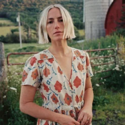 The Dawn Dress Petites | Oak Leaf