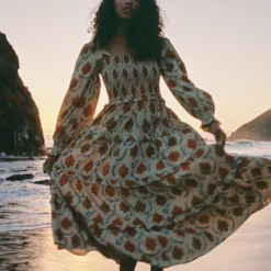 The Emerson Dress | Oak Leaf 19 The Emerson Dress | Oak Leaf -Amour Vert shop Emerson2 70681b1e f2f2 411c 870a 083b0740b005