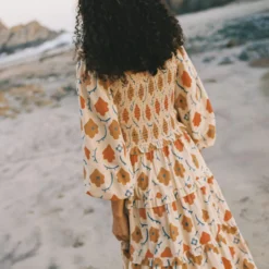 The Emerson Dress | Oak Leaf 18 The Emerson Dress | Oak Leaf -Amour Vert shop Emerson4 1b947b9e 8a46 4fa1 a699 bff875e2e962