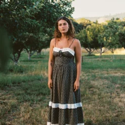 The Emma Dress | Night Strawberry -Amour Vert shop Emma 2