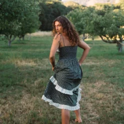 The Emma Dress | Night Strawberry -Amour Vert shop Emma 3