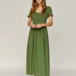 The Scarlet Dress Petites | Forest Gauze