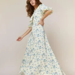 The Honey Dress | Lilies In Bloom Silk 13 The Honey Dress | Lilies In Bloom Silk -Amour Vert shop Honey1