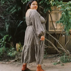 The Jennica Dress Extended | Noir Harvest -Amour Vert shop Jennica4 e776dfab e8ad 4644 b30e ef9ea9be45b0