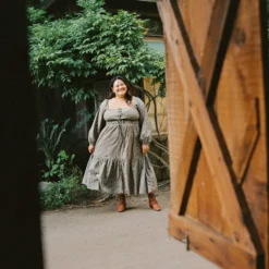 The Jennica Dress Extended | Noir Harvest -Amour Vert shop Jennica 36c3d3d8 9236 4da7 b90f da94bbdd0332