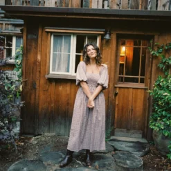 The Katrina Dress | Winter Plaid -Amour Vert shop Katrina5 499e8fdd 1f92 4d05 a677 9266f40adbbb