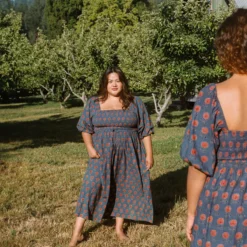 The Katrina Dress Extended | Indigo Sunflower -Amour Vert shop Katrina c61107d3 dd82 4f27 8df2 3f5d6d31e7ec