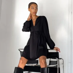 Commuting Simple V-Neck Lantern Sleeve Solid Color A-Line Dress Wholesale Dresses N463523021400186 -Amour Vert shop O1CN01UiPBD02GztqpRnuOS 2212501819087 0 cib