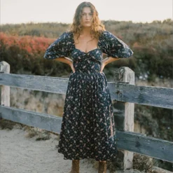 The Peyton Dress | Mums Ditsy Black