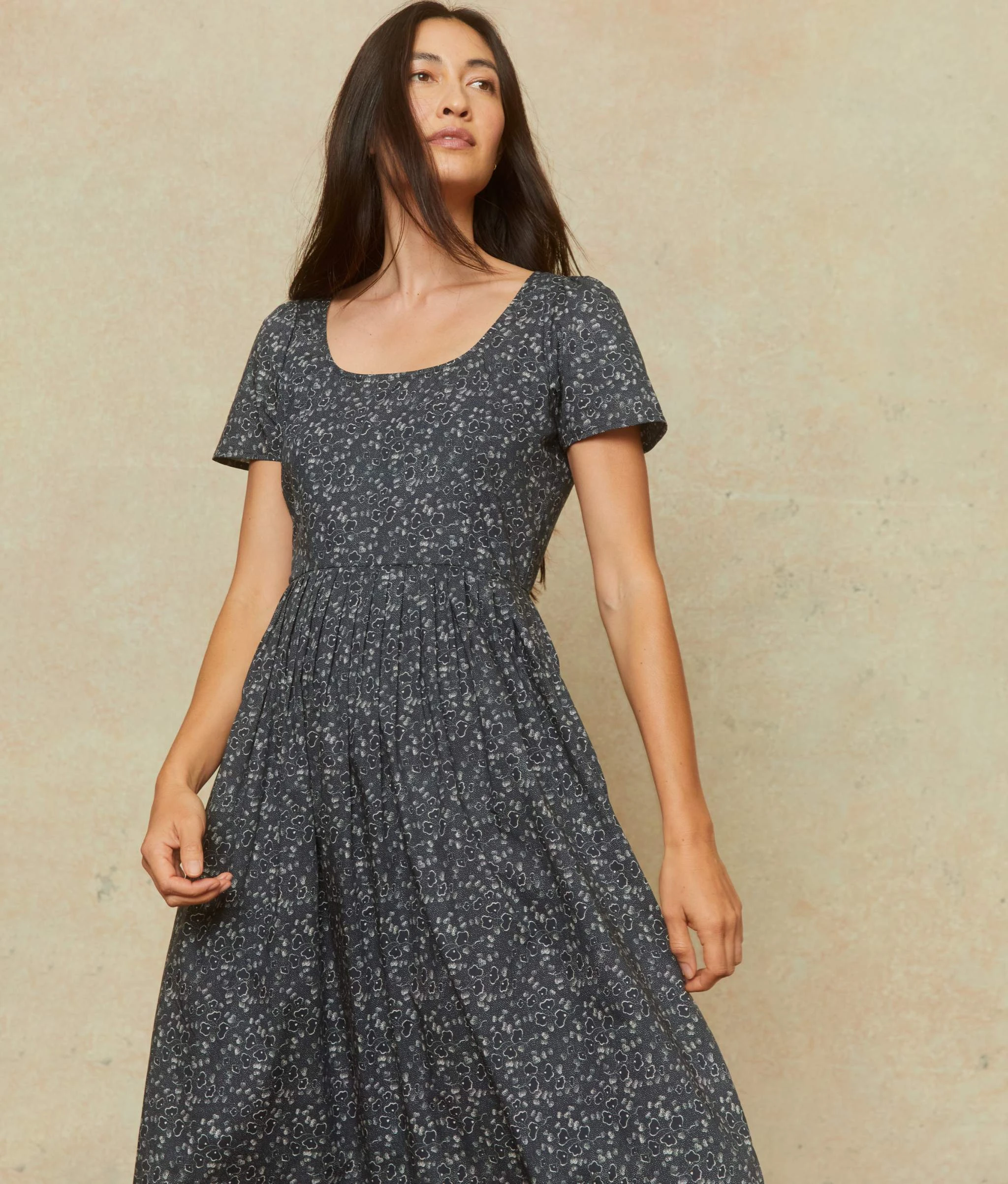 The Scarlet Dress | Ginkgo Black 4 The Scarlet Dress | Ginkgo Black - Image 2