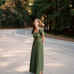 The Scarlet Dress | Forest Gauze 10 The Scarlet Dress | Forest Gauze -Amour Vert shop Scarlet c1a9eb9e 99fa 4530 b8ff 17896eab84ae