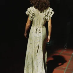 The Vaughn Dress | Mums Ditsy Fern -Amour Vert shop Vaughn3 d8a9516b 5988 4717 9fc6 5ff6708b2954